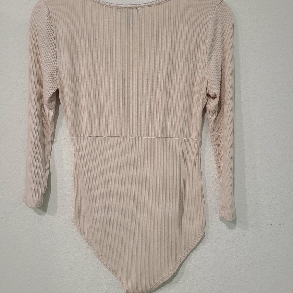 Bodysuit - Picture 3 of 4
